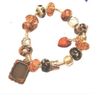 New dog framed charm bracelet paws oak